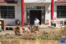 湖南湘潭：清淤除障 恢復家園